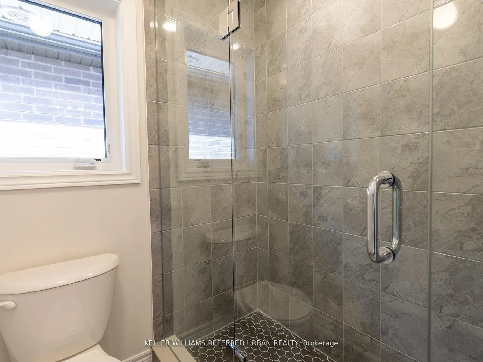 Photo 27 of 1470 Davis Loop Circle, Innisfil, Lefroy — HOMEH