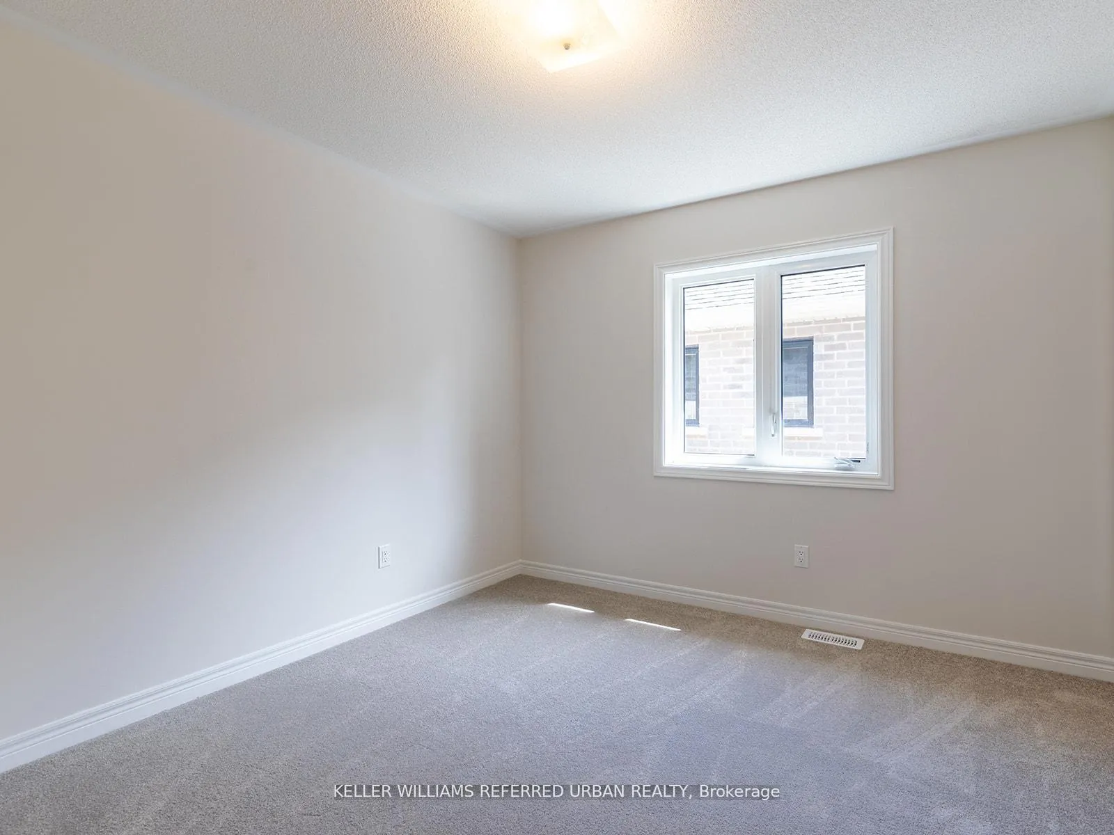 Photo 32 of 1470 Davis Loop Circle, Innisfil, Lefroy — HOMEH