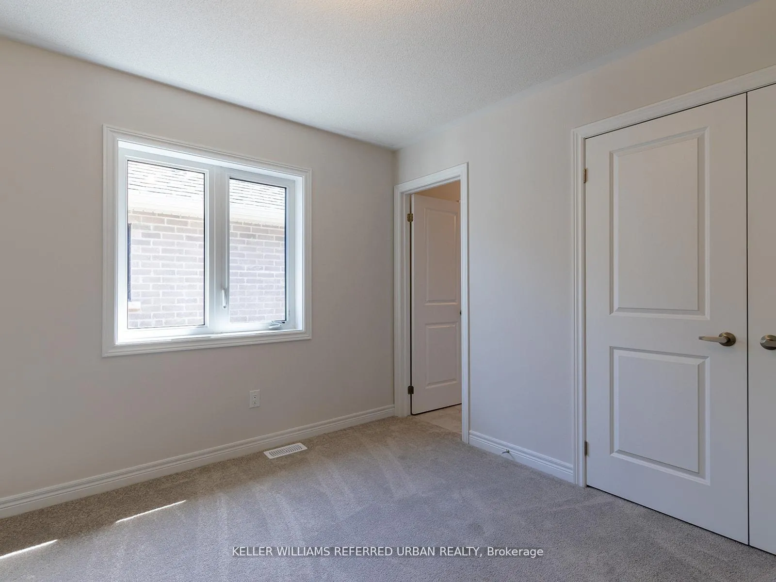 Photo 34 of 1470 Davis Loop Circle, Innisfil, Lefroy — HOMEH