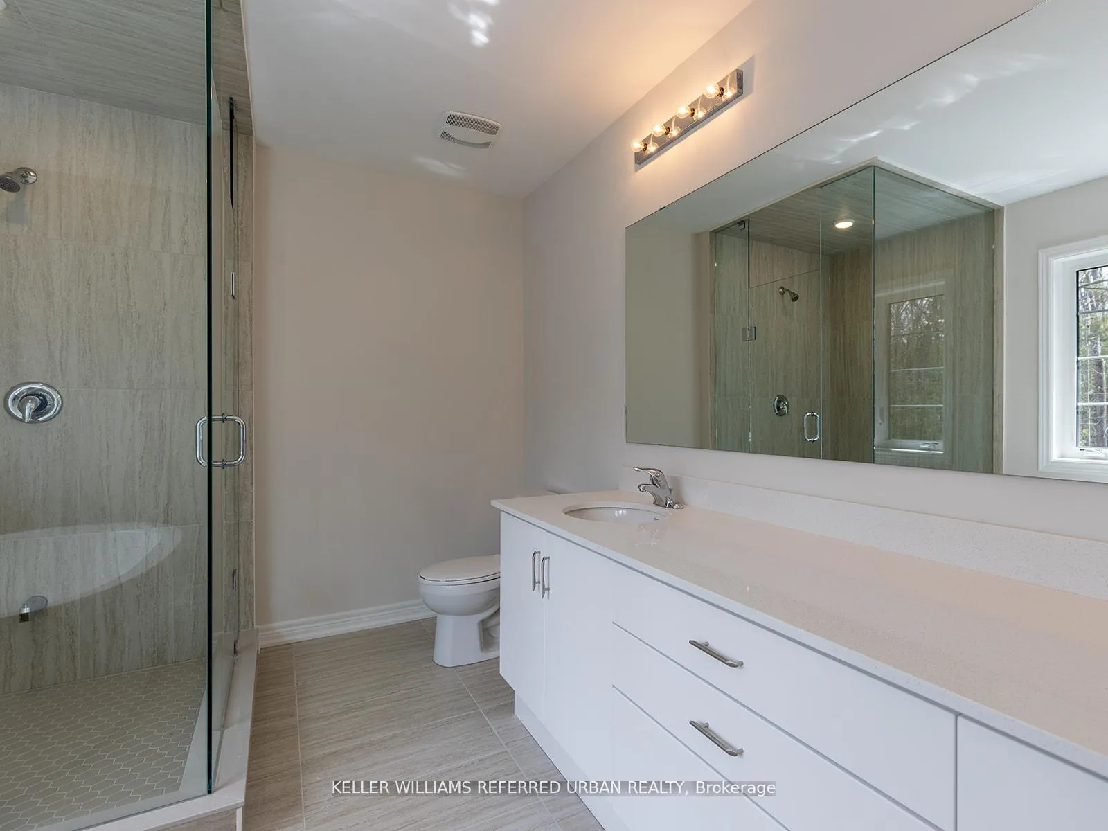 Photo 41 of 1470 Davis Loop Circle, Innisfil, Lefroy — HOMEH