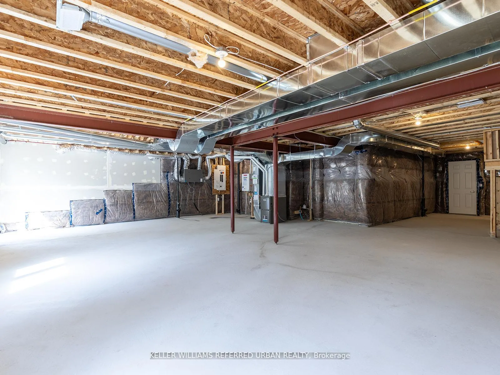 Photo 47 of 1470 Davis Loop Circle, Innisfil, Lefroy — HOMEH
