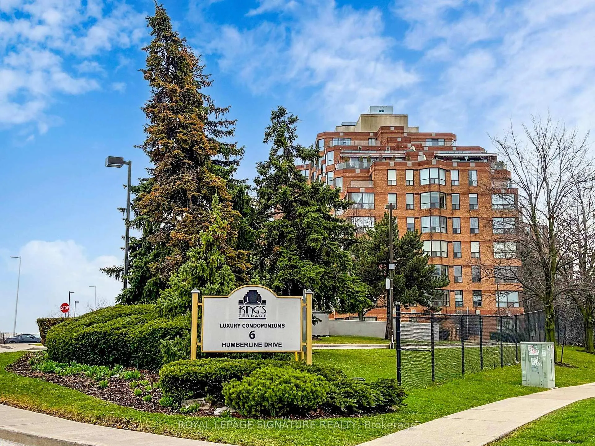 Front of Unit 303, 6 Humberline Drive