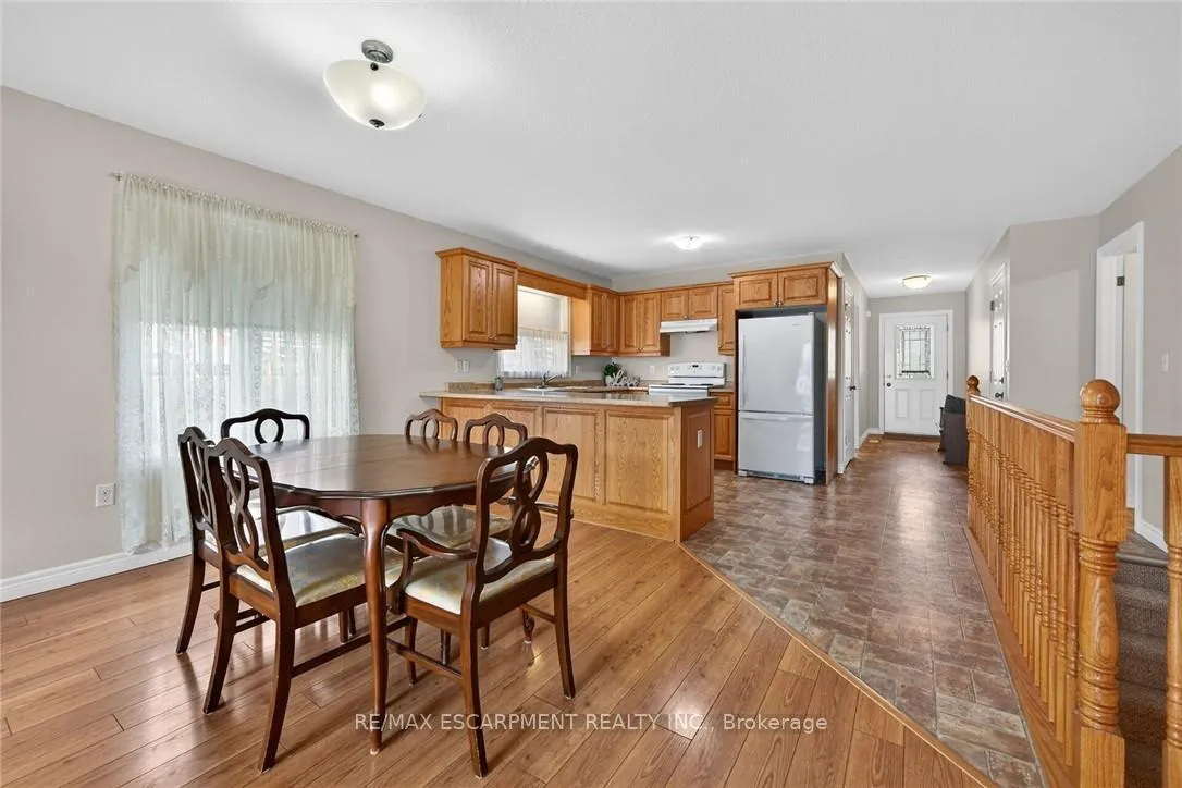 Photo 10 of 536 Alder Street E, Haldimand, Dunnville — HOMEH