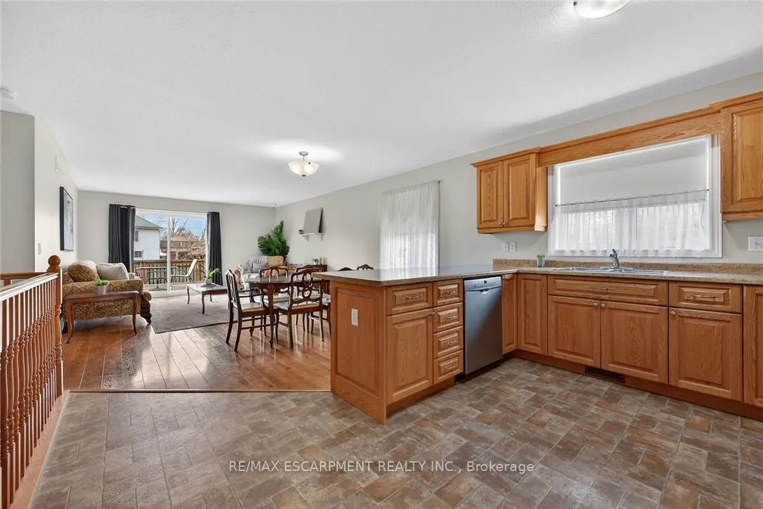 Photo 11 of 536 Alder Street E, Haldimand, Dunnville — HOMEH