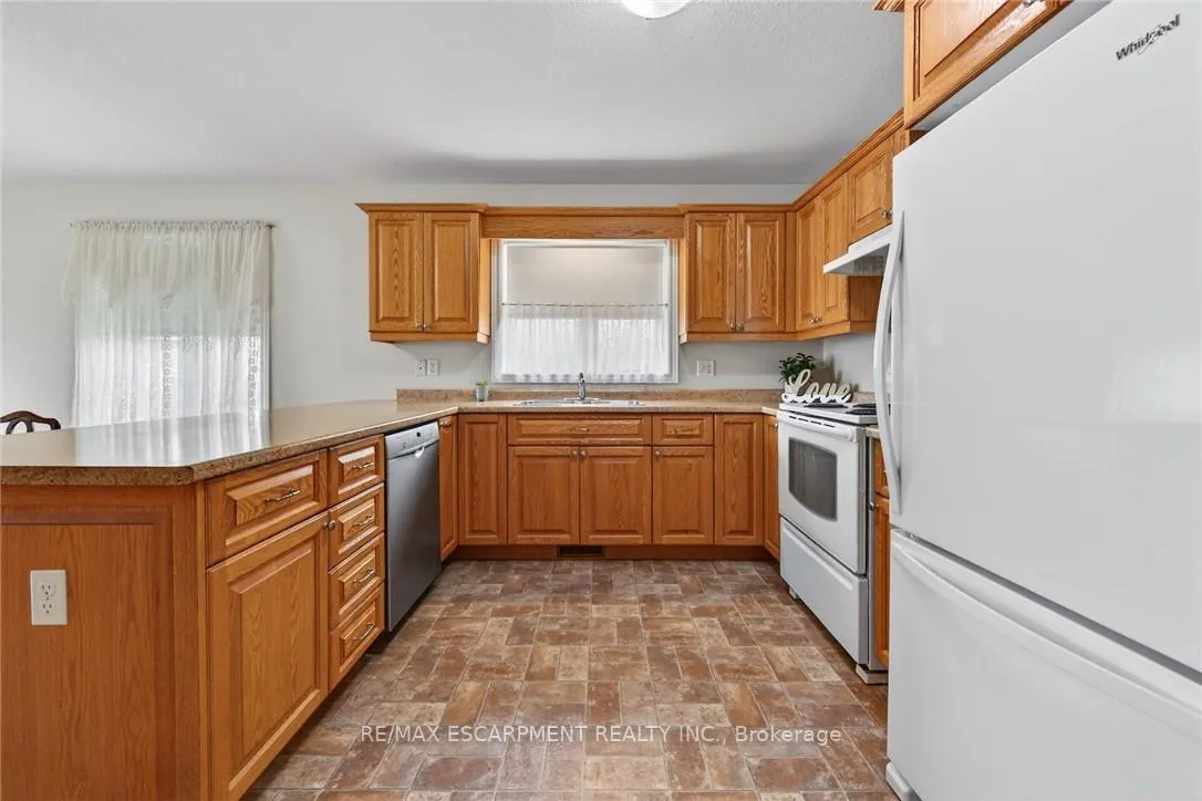 Photo 12 of 536 Alder Street E, Haldimand, Dunnville — HOMEH