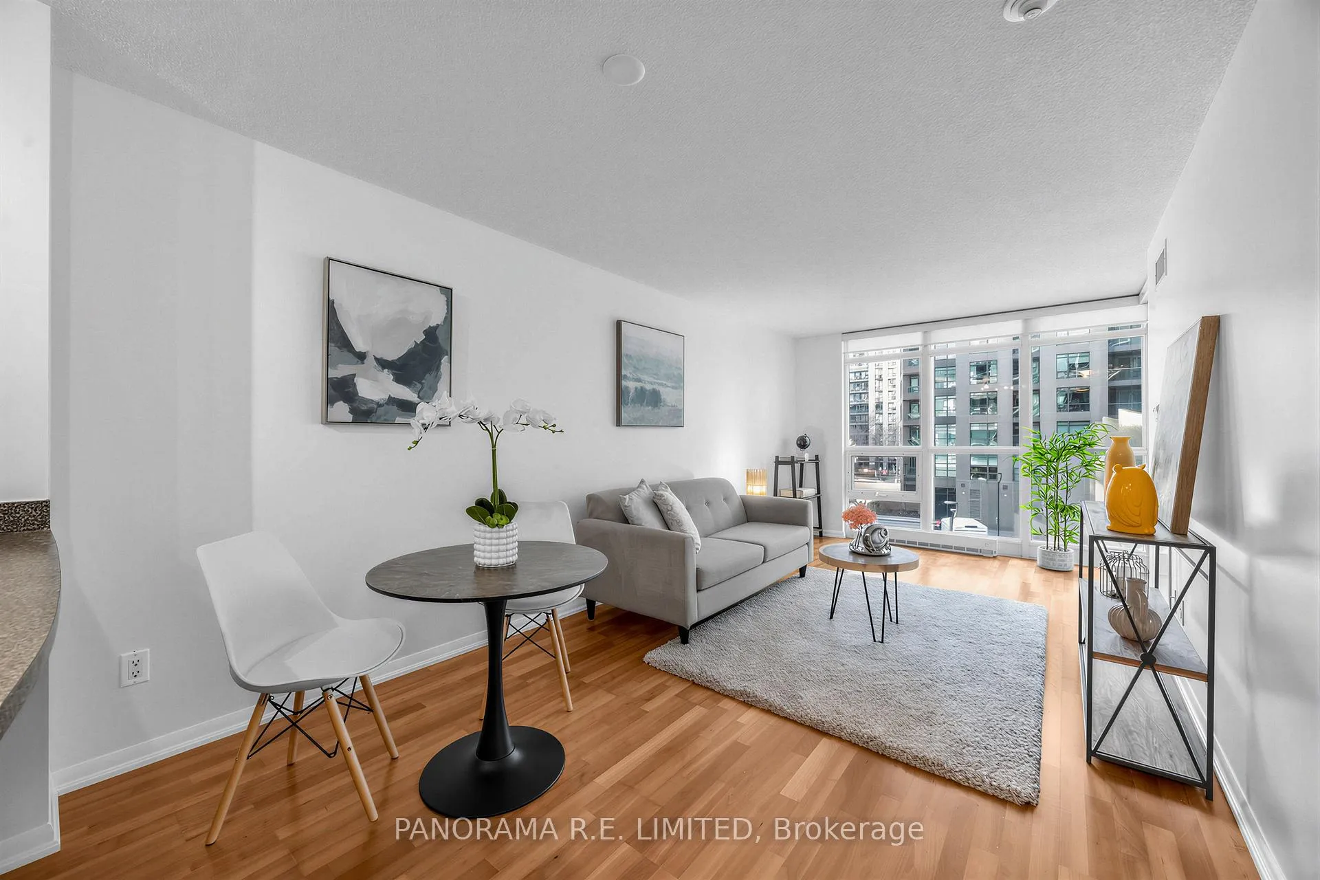 Front of Unit 306, 231 Fort York Boulevard
