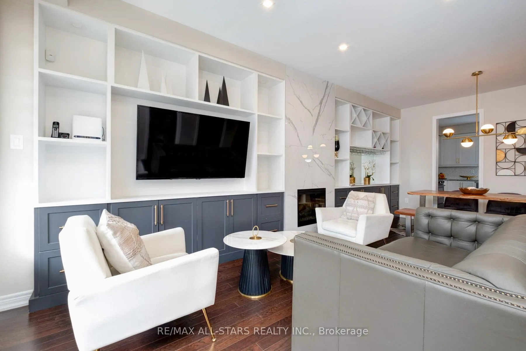 Photo 9 of 212 East's Corners Boulevard, Vaughan, Kleinburg — HOMEH