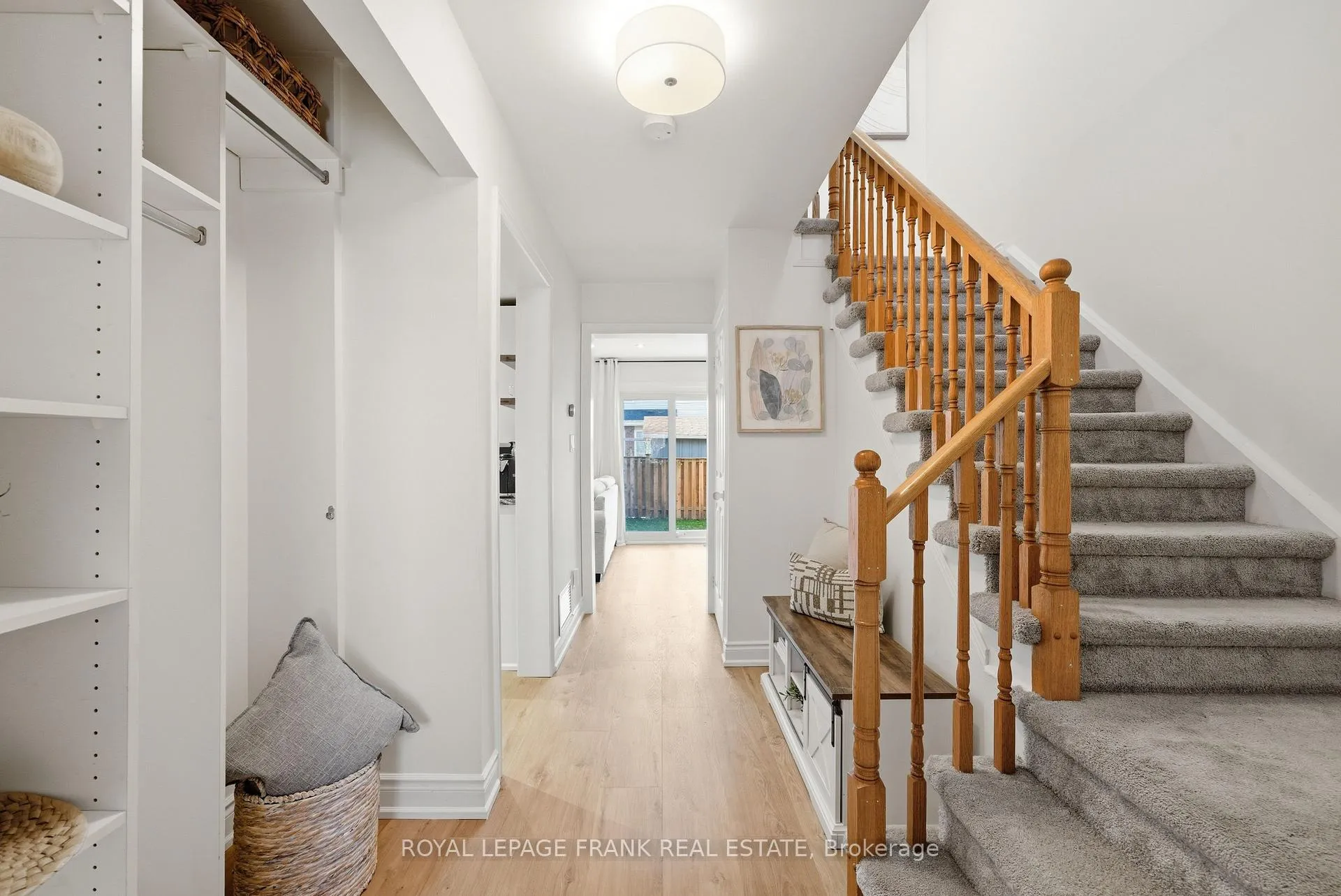 Photo 3 of 101 Trewin Lane, Clarington, Bowmanville — HOMEH