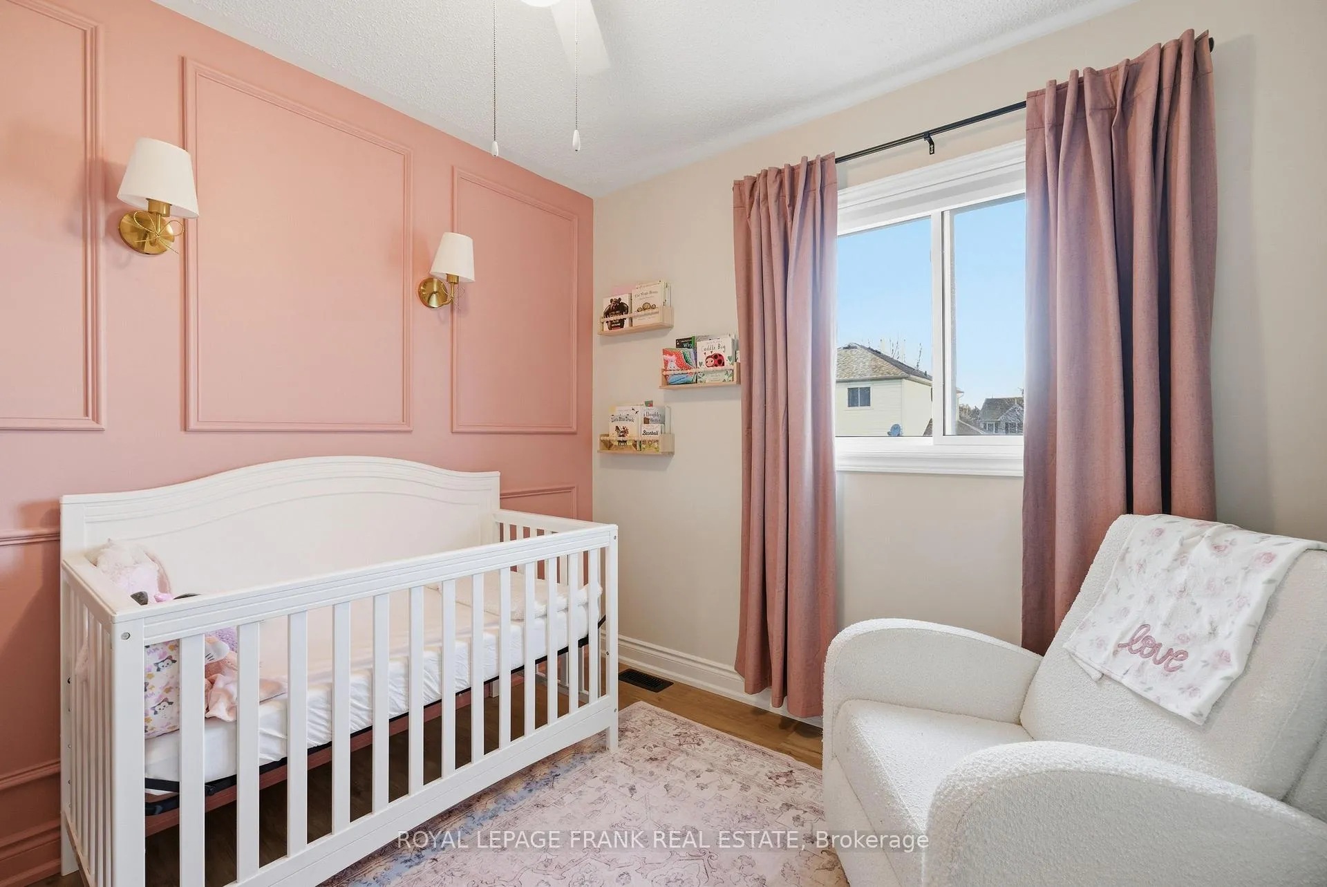 Photo 14 of 101 Trewin Lane, Clarington, Bowmanville — HOMEH