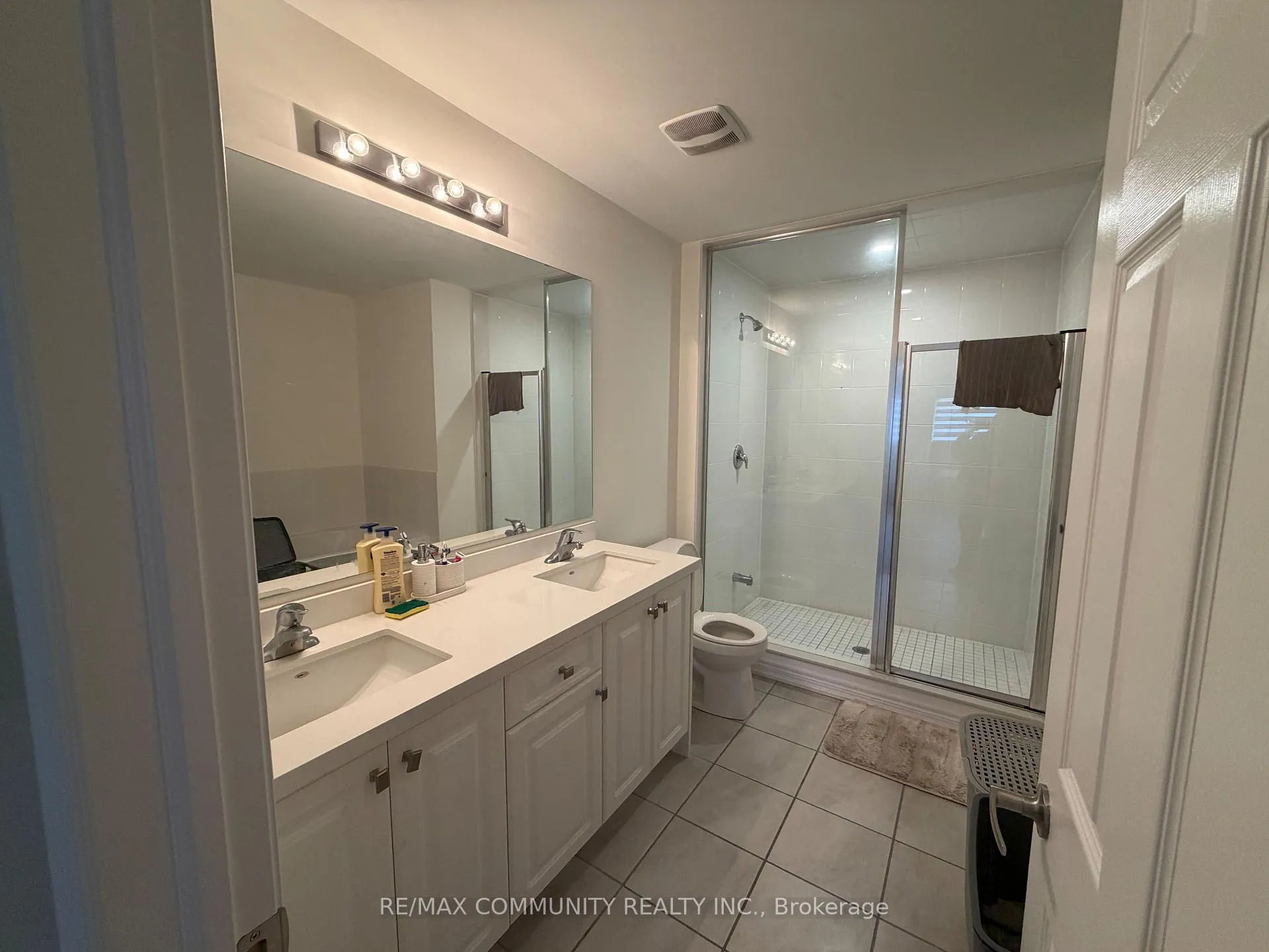 Photo 8 of 2891 Albatross Way, Pickering, Rural Pickering — HOMEH
