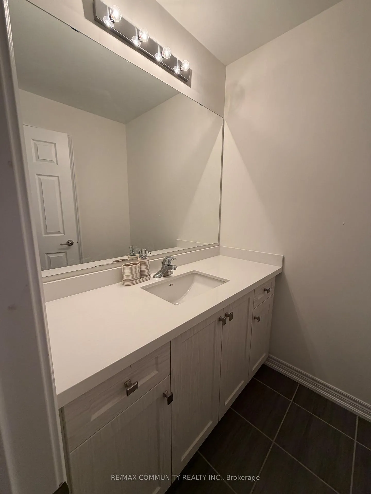 Photo 17 of 2891 Albatross Way, Pickering, Rural Pickering — HOMEH