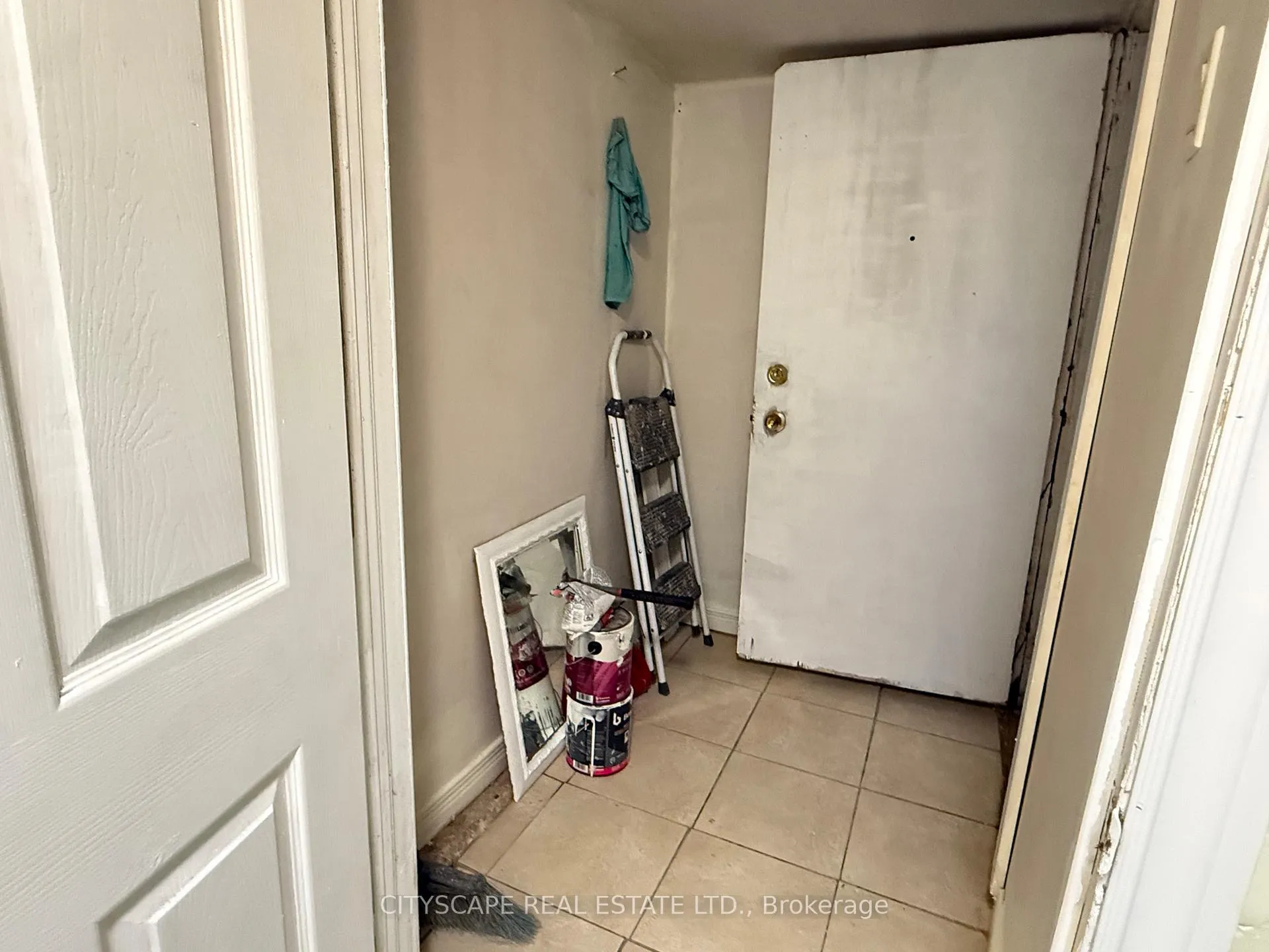 Photo 26 of Unit B, 61 Eby Street, Kitchener — HOMEH