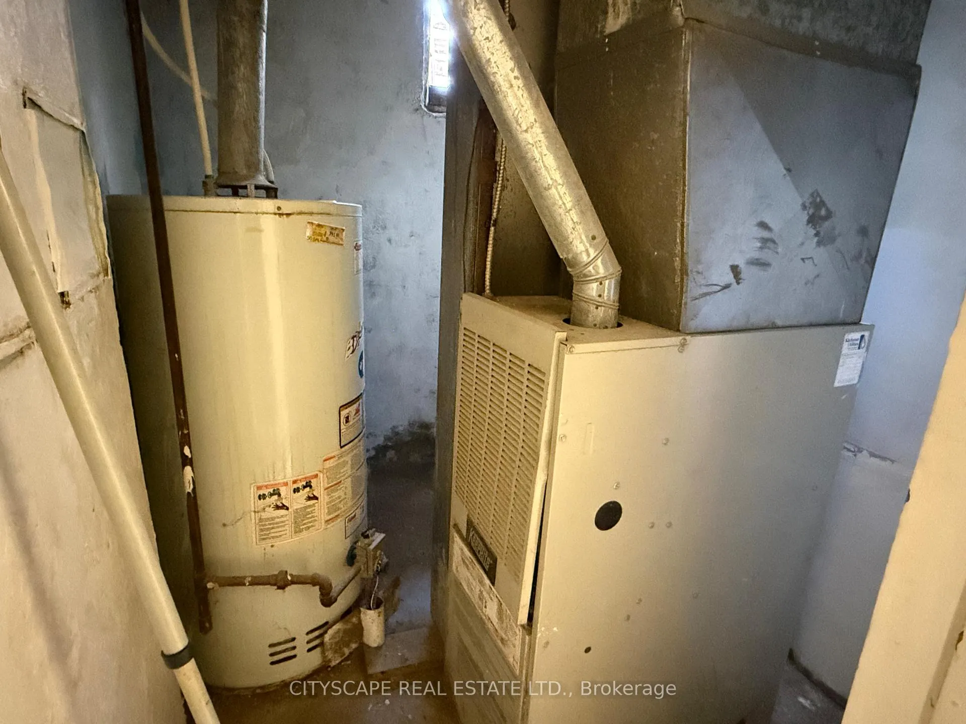 Photo 27 of Unit B, 61 Eby Street, Kitchener — HOMEH