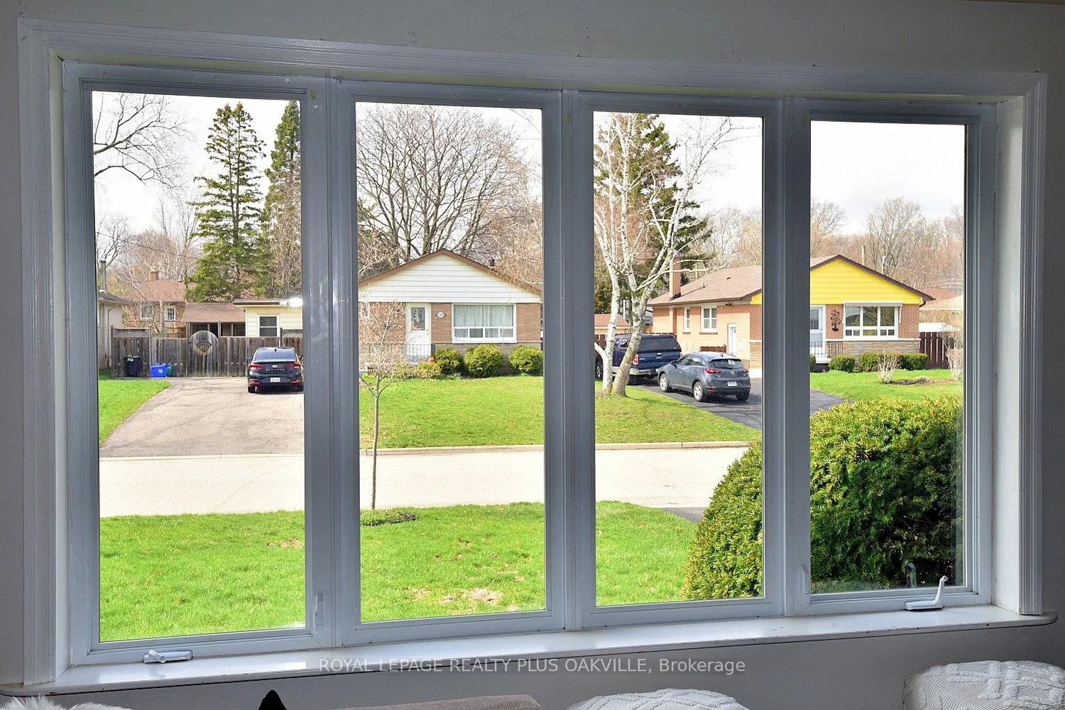 Photo 5 of 1304 Bunnell Drive, Burlington, Mountainside — HOMEH