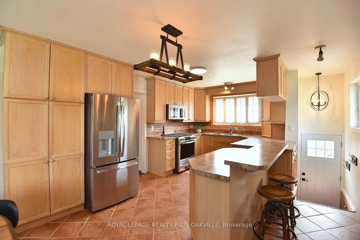 Photo 14 of 1304 Bunnell Drive, Burlington, Mountainside — HOMEH