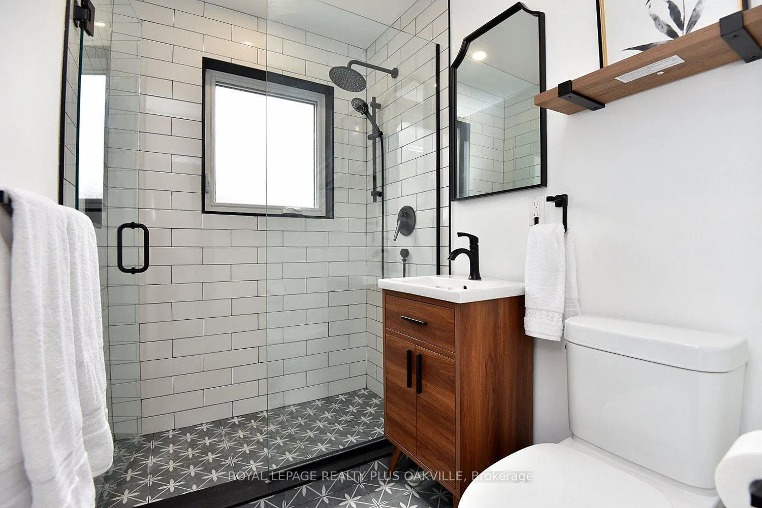 Photo 23 of 1304 Bunnell Drive, Burlington, Mountainside — HOMEH