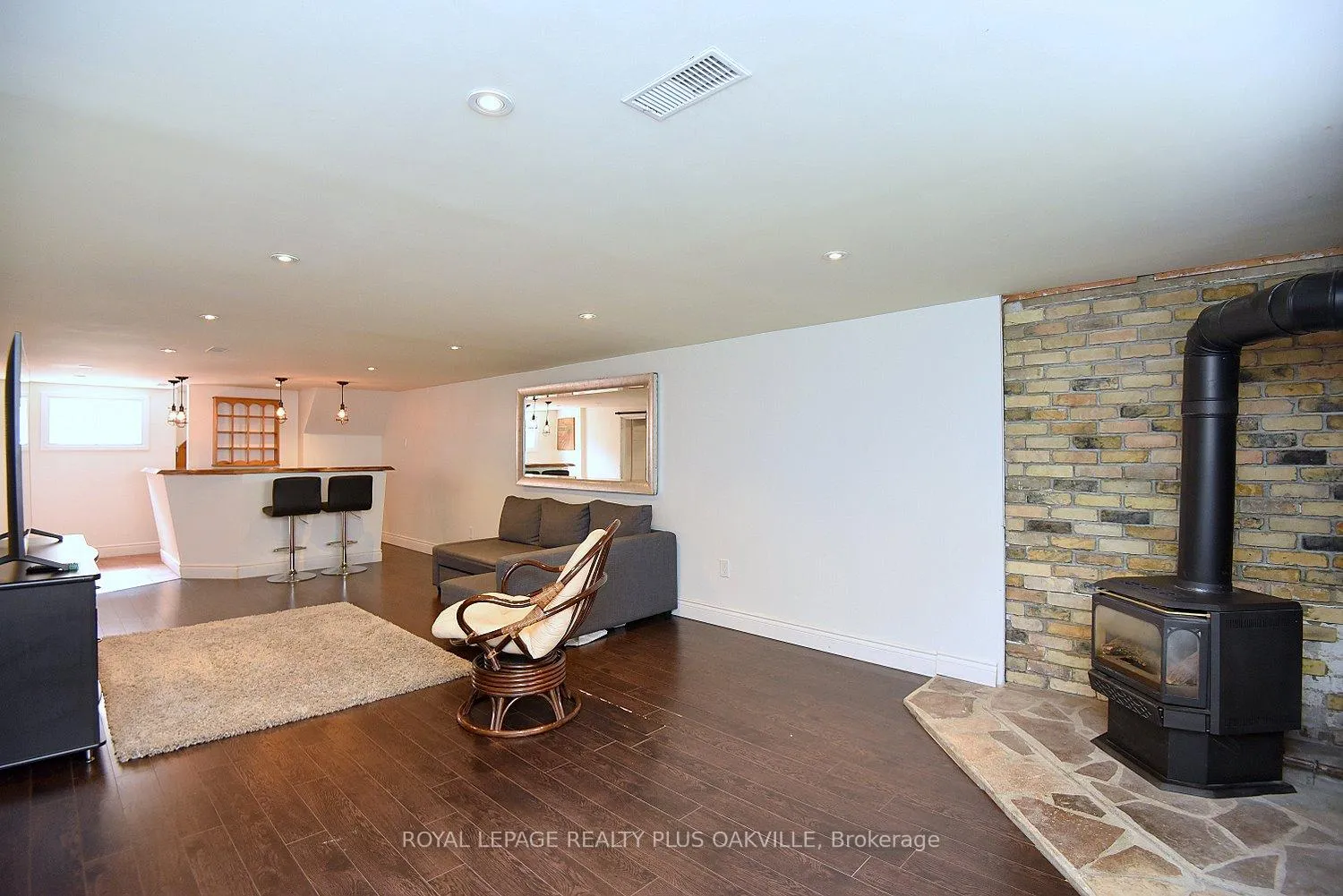 Photo 31 of 1304 Bunnell Drive, Burlington, Mountainside — HOMEH