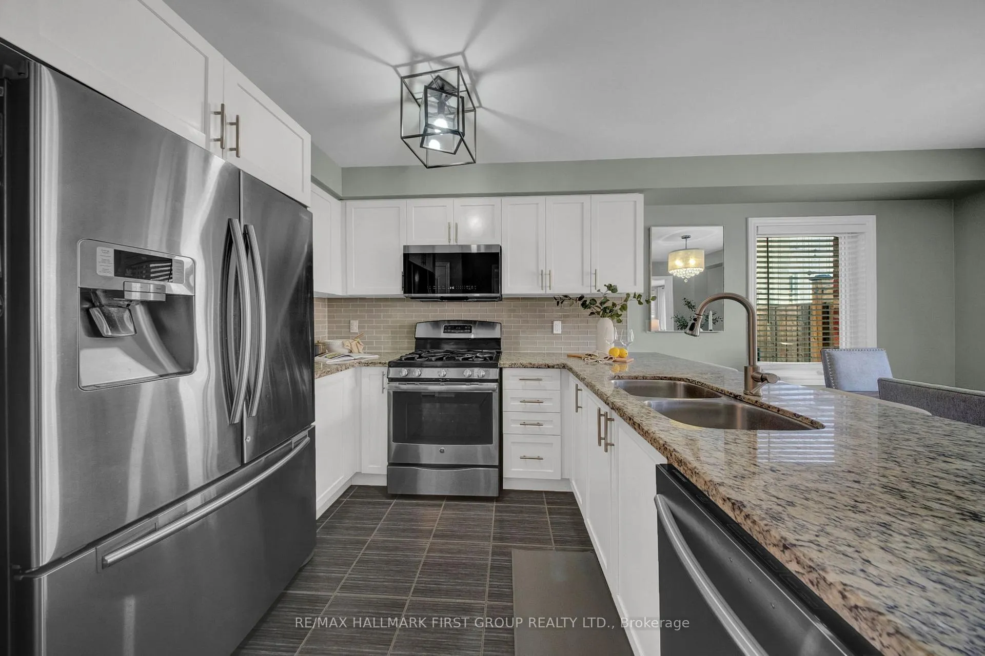 Photo 4 of 90 Sidney Rundle Avenue, Clarington, Bowmanville — HOMEH