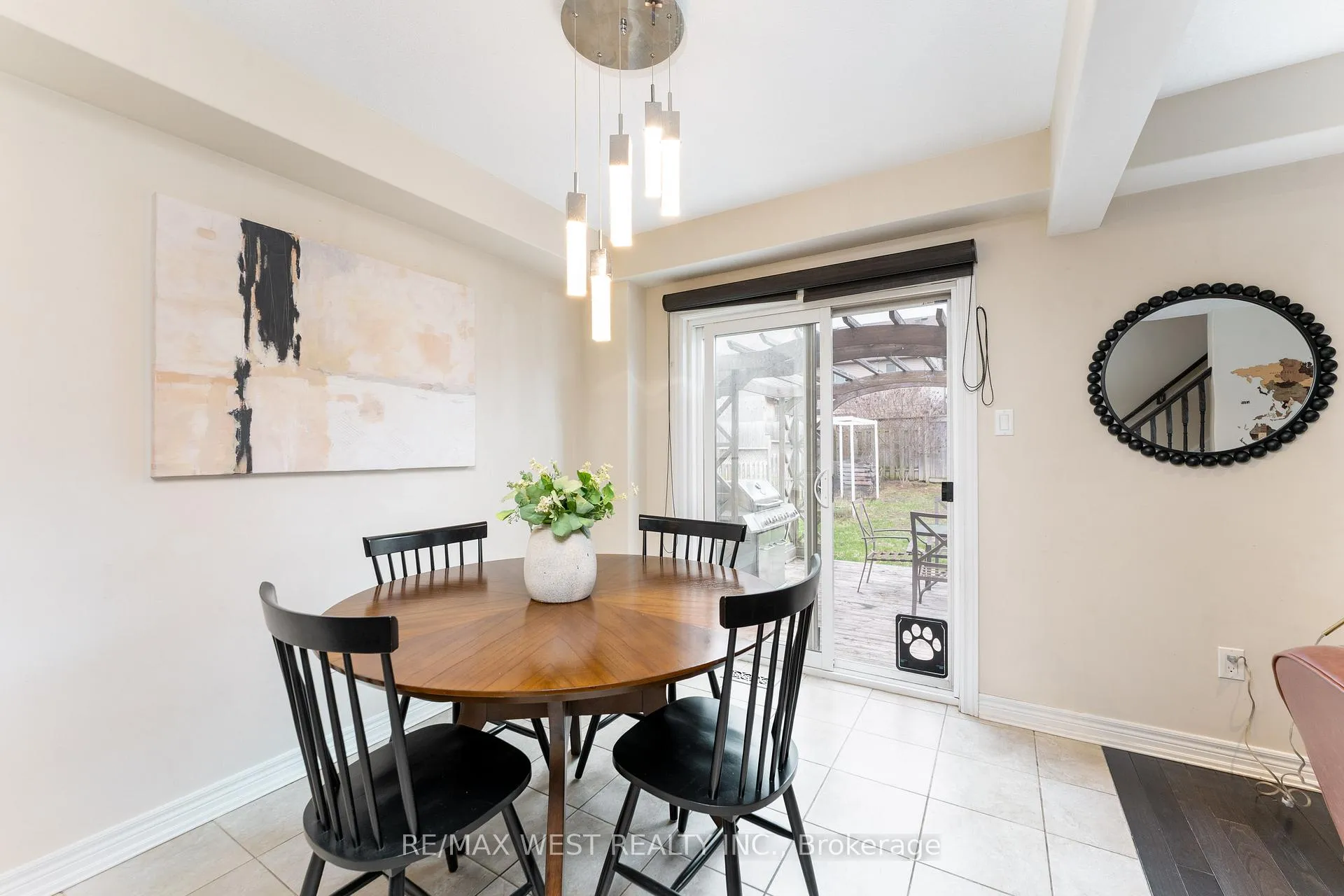 Photo 10 of 110 Banting Crescent, Essa, Angus — HOMEH
