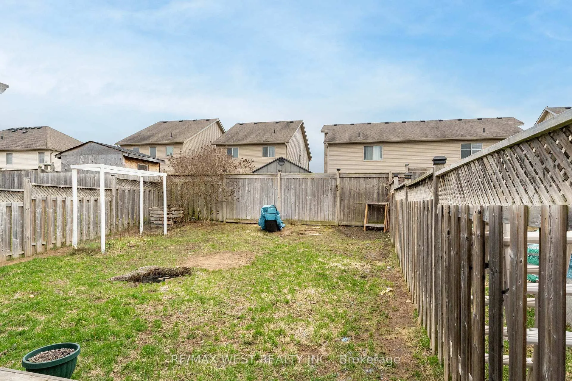 Photo 28 of 110 Banting Crescent, Essa, Angus — HOMEH