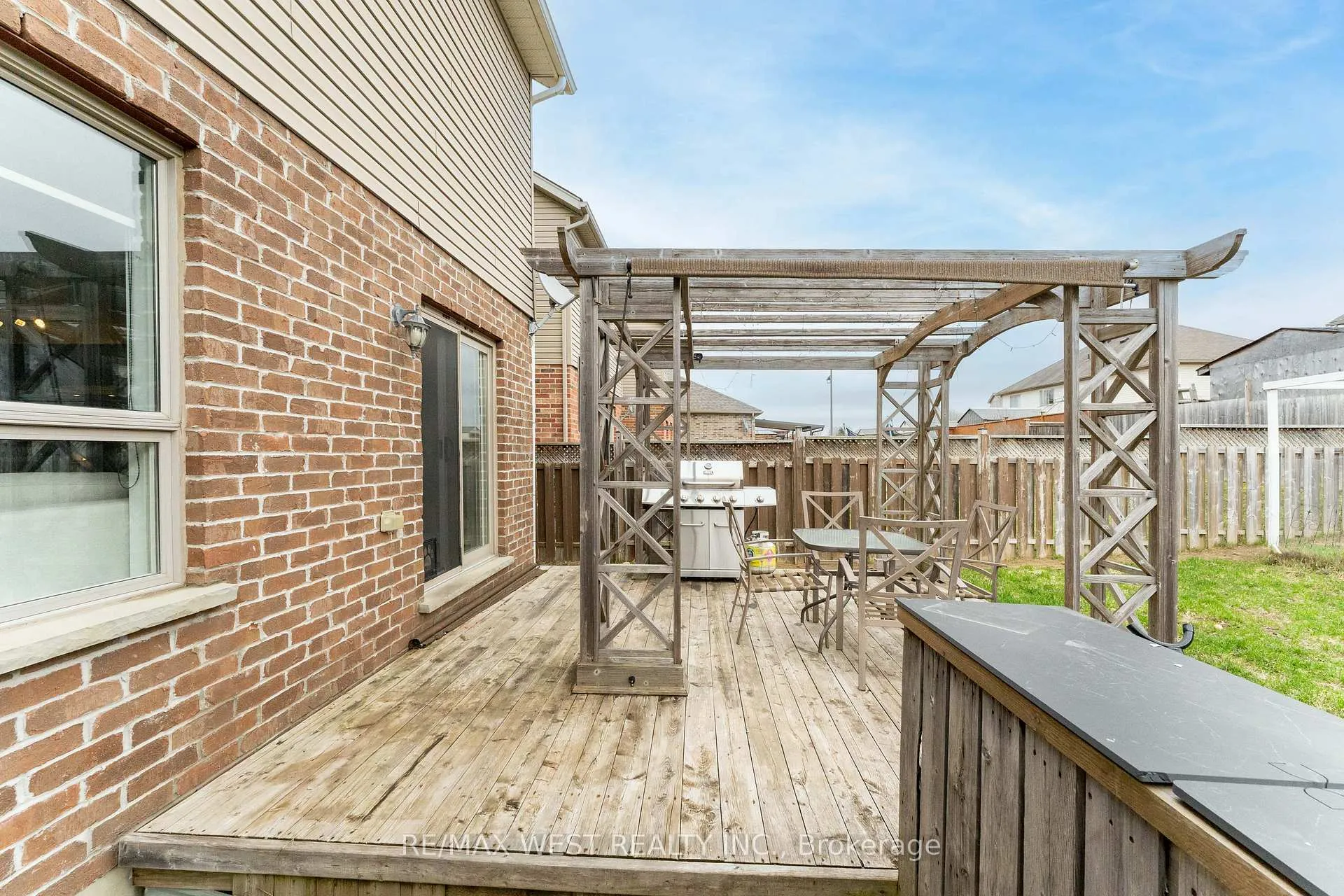 Photo 29 of 110 Banting Crescent, Essa, Angus — HOMEH