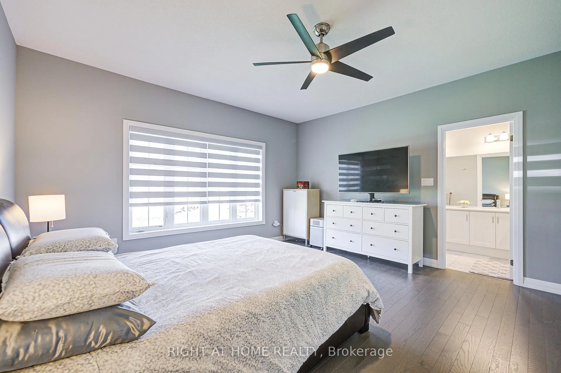 Photo 22 of 42 Waterbury Crescent, Scugog, Port Perry — HOMEH