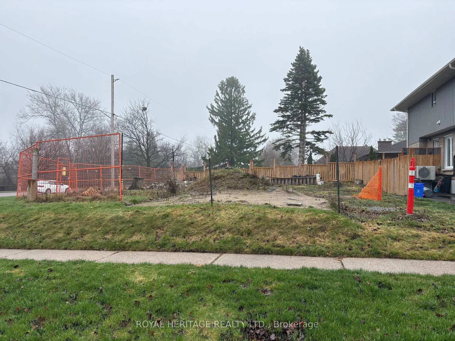 Photo of 275 Humber Avenue