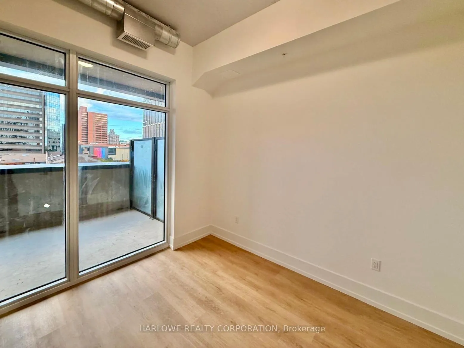 Photo 5 of Unit 411, 206 King Street W, Hamilton, Central — HOMEH