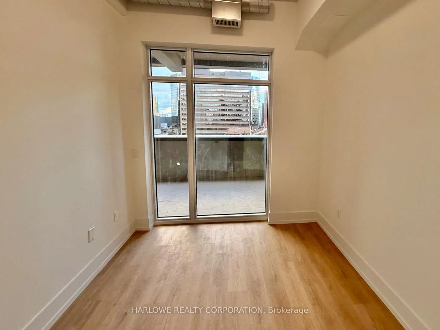 Photo 8 of Unit 411, 206 King Street W, Hamilton, Central — HOMEH