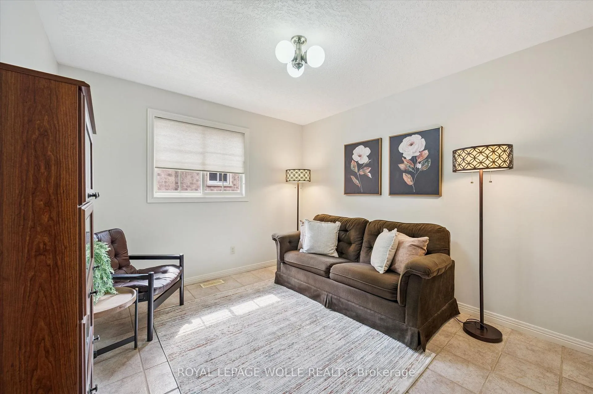 Photo 15 of 152 Golf Links Drive, Wilmot, Phillipsburg — HOMEH