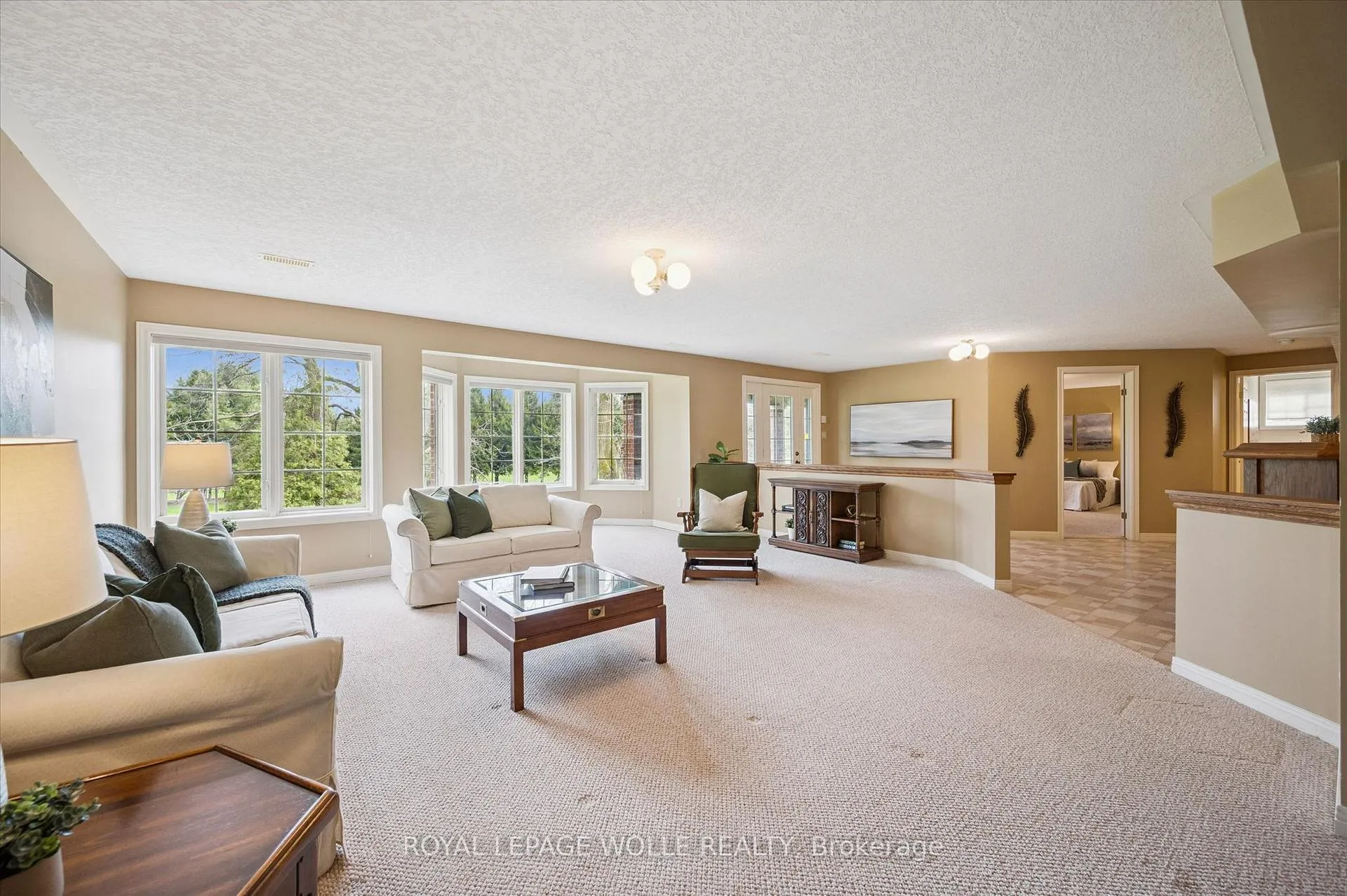 Photo 24 of 152 Golf Links Drive, Wilmot, Phillipsburg — HOMEH