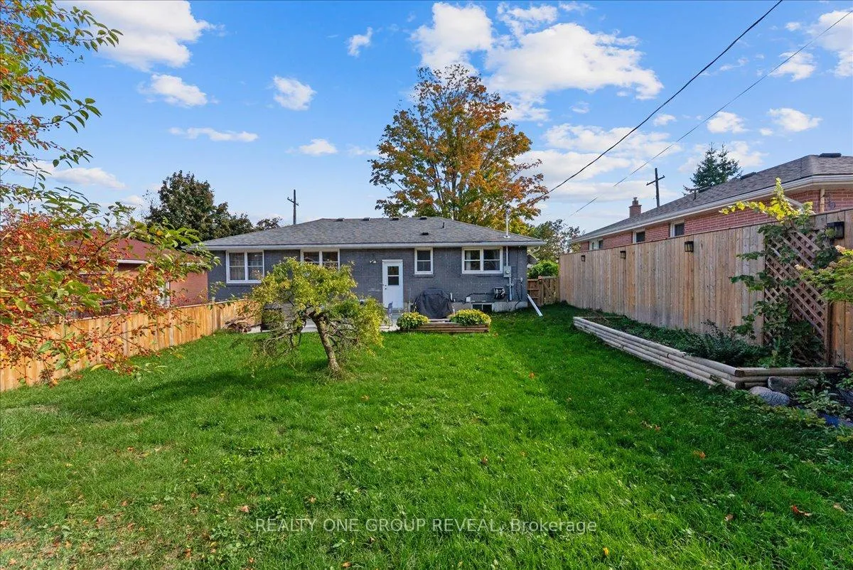 Photo 43 of 376 Bellevue Street, Peterborough, Northcrest Ward 5 — HOMEH