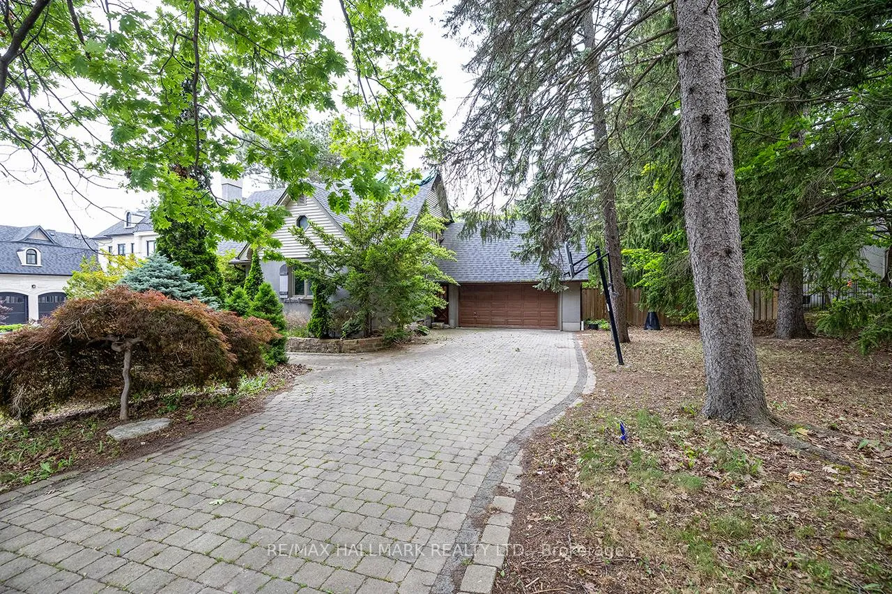 Photo 4 of 1382 Rougemount Drive, Pickering, Rougemount — HOMEH