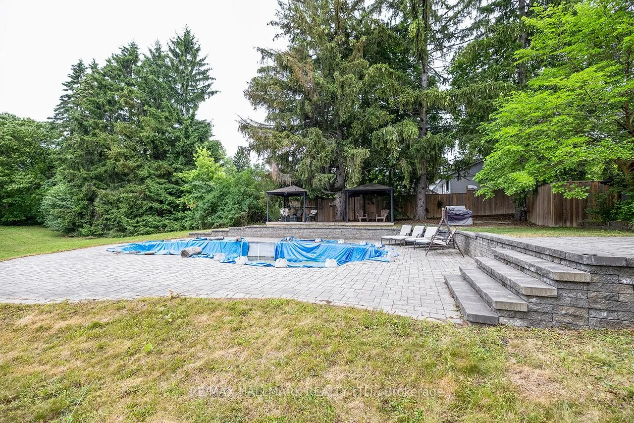 Photo 16 of 1382 Rougemount Drive, Pickering, Rougemount — HOMEH