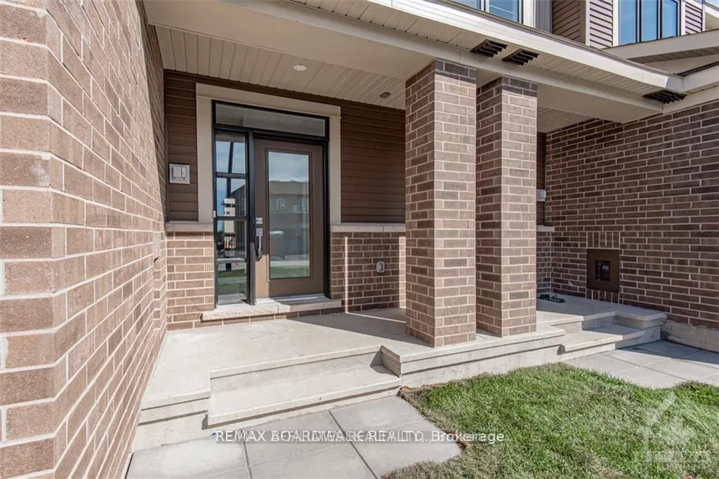 Photo 2 of 813 Dynasty Street, Ottawa, Avalon East — HOMEH