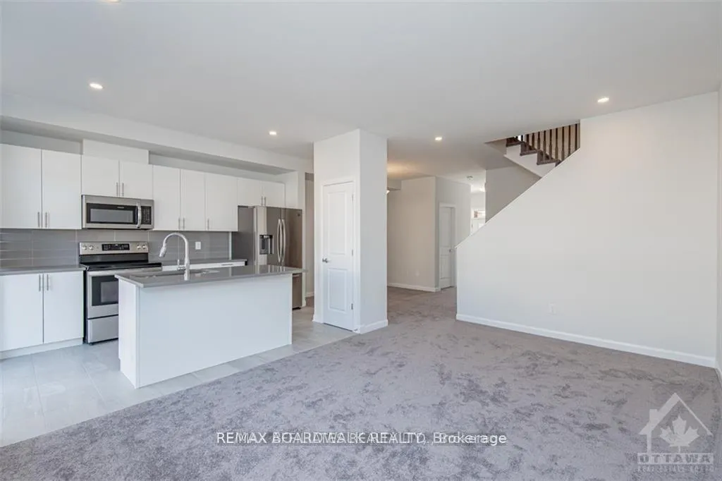 Photo 11 of 813 Dynasty Street, Ottawa, Avalon East — HOMEH