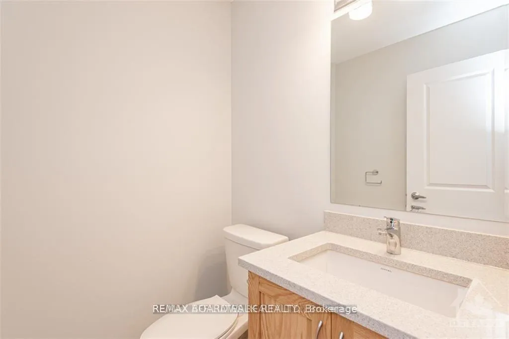 Photo 14 of 813 Dynasty Street, Ottawa, Avalon East — HOMEH