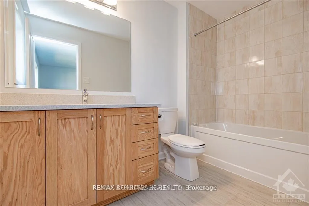 Photo 18 of 813 Dynasty Street, Ottawa, Avalon East — HOMEH