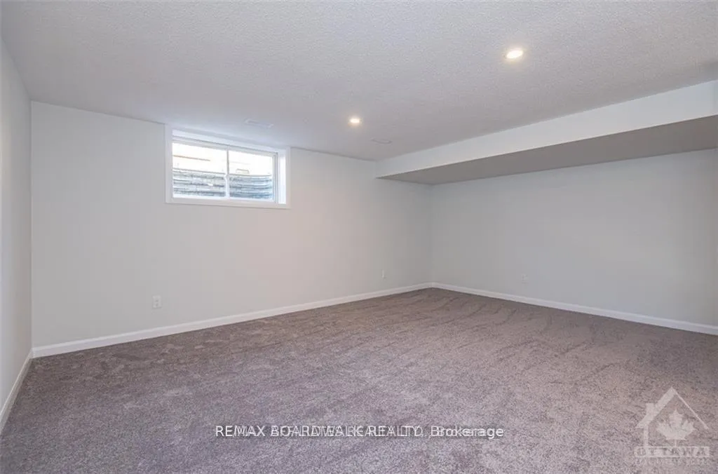 Photo 23 of 813 Dynasty Street, Ottawa, Avalon East — HOMEH