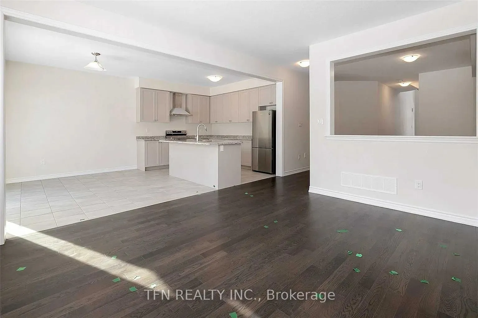 Photo 7 of 22 Charm Place N, Thorold, Rolling Meadows — HOMEH