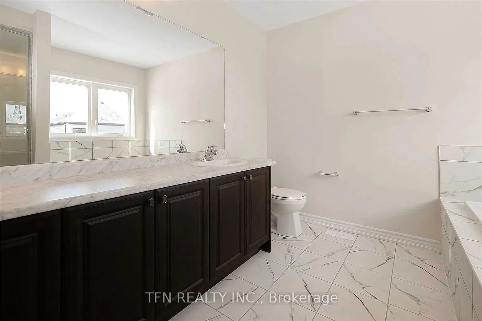 Photo 22 of 22 Charm Place N, Thorold, Rolling Meadows — HOMEH