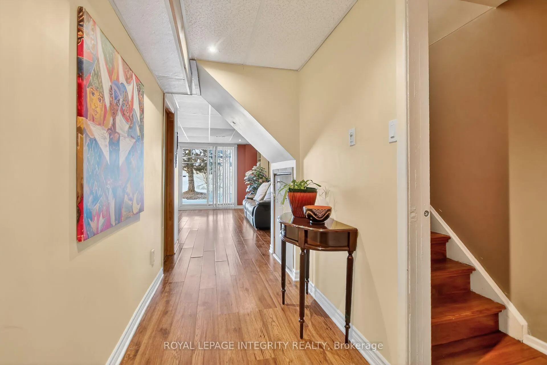 Photo 6 of Unit 13, 2415 Southvale Crescent, Ottawa, Sheffield Glen/Industrial Park — HOMEH