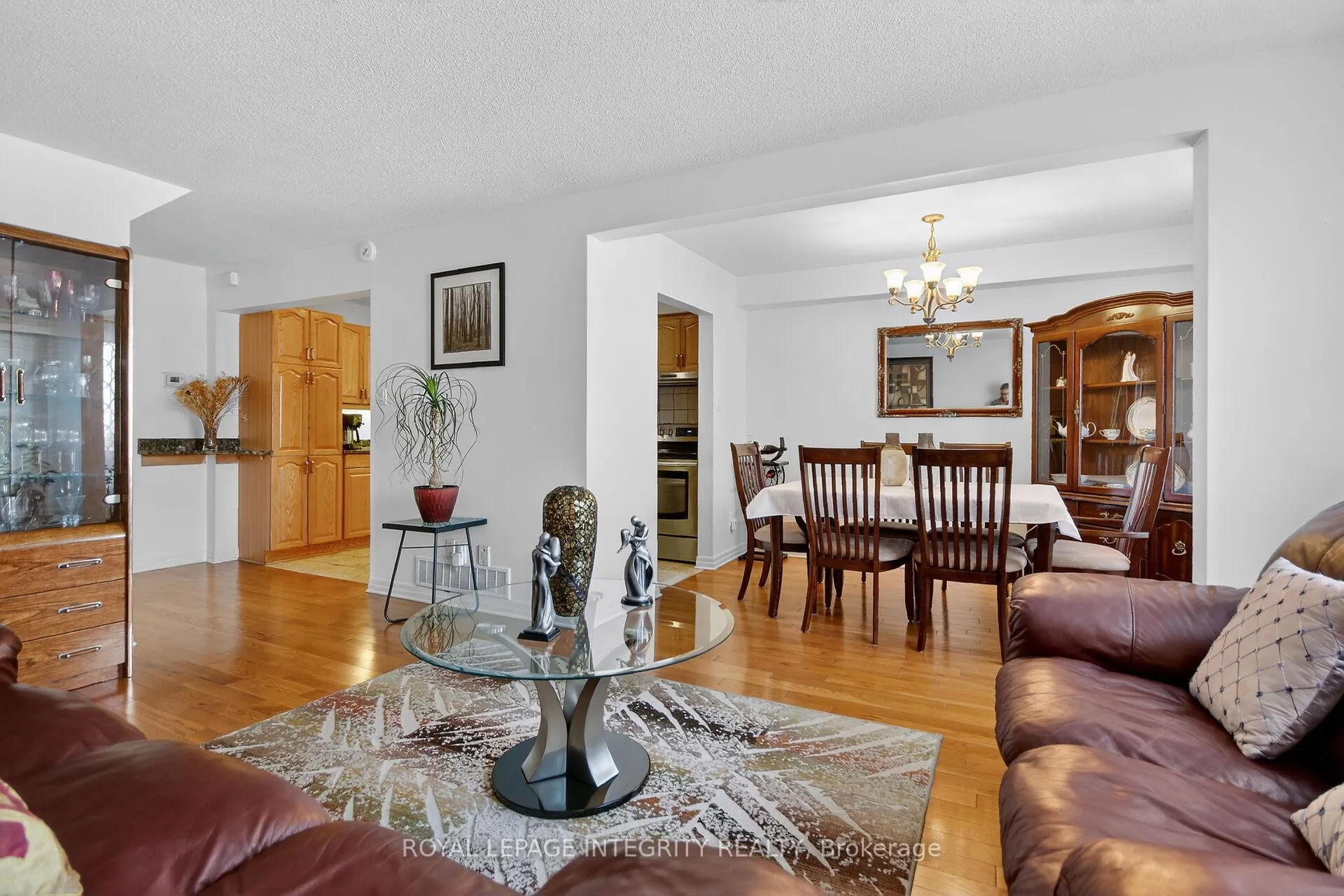 Photo 13 of Unit 13, 2415 Southvale Crescent, Ottawa, Sheffield Glen/Industrial Park — HOMEH