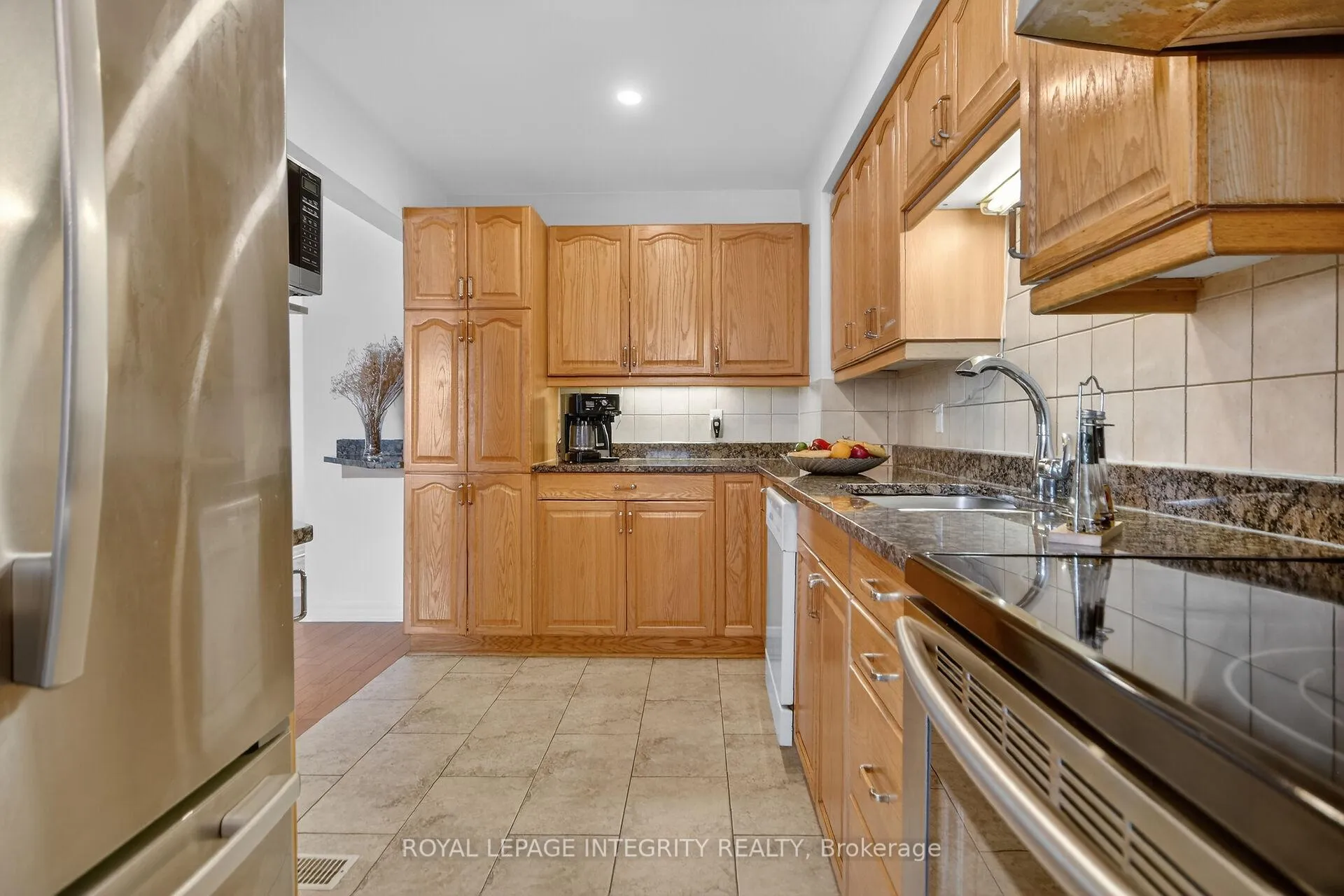 Photo 19 of Unit 13, 2415 Southvale Crescent, Ottawa, Sheffield Glen/Industrial Park — HOMEH