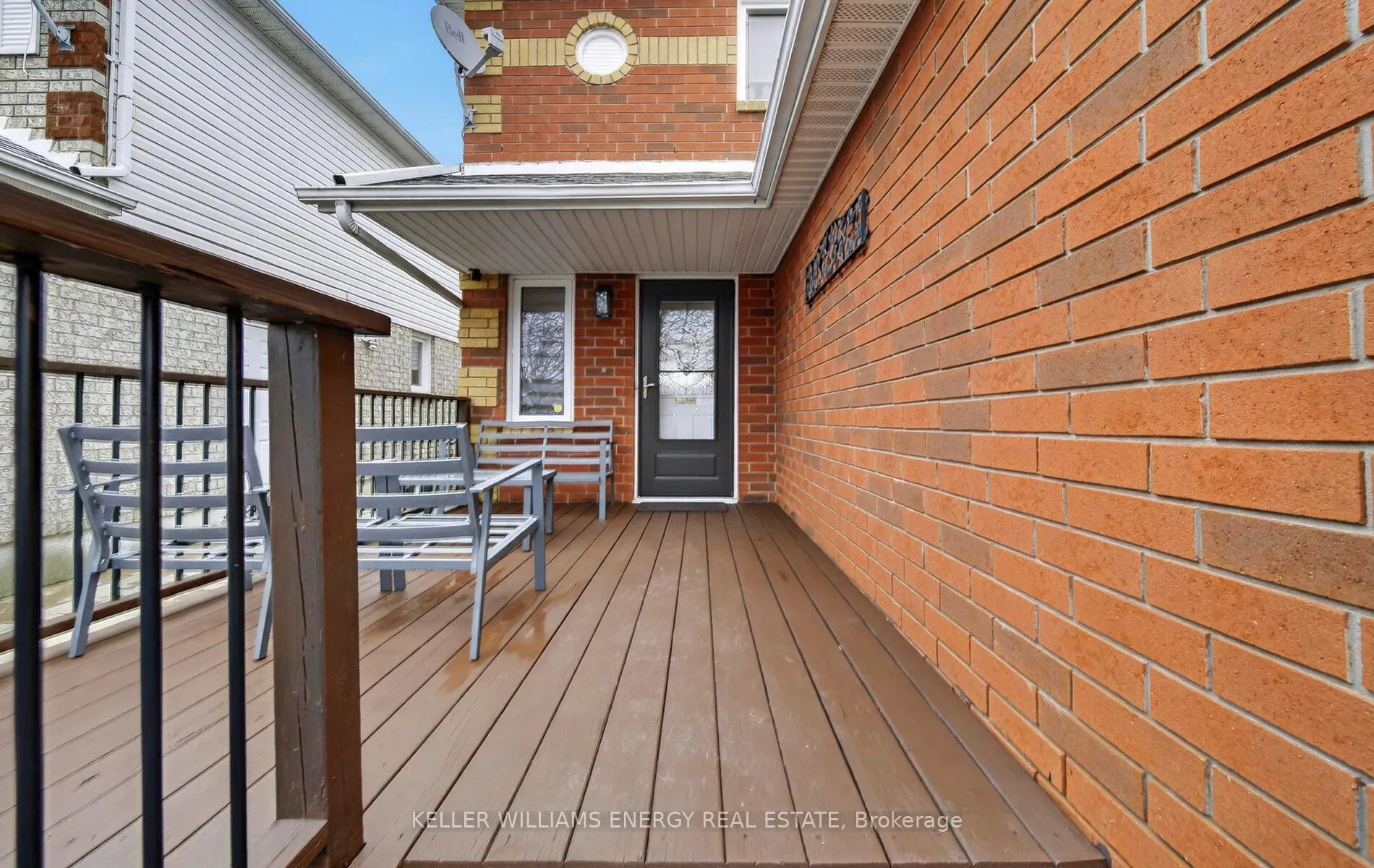 Photo 4 of 112 Champine Square, Clarington, Bowmanville — HOMEH