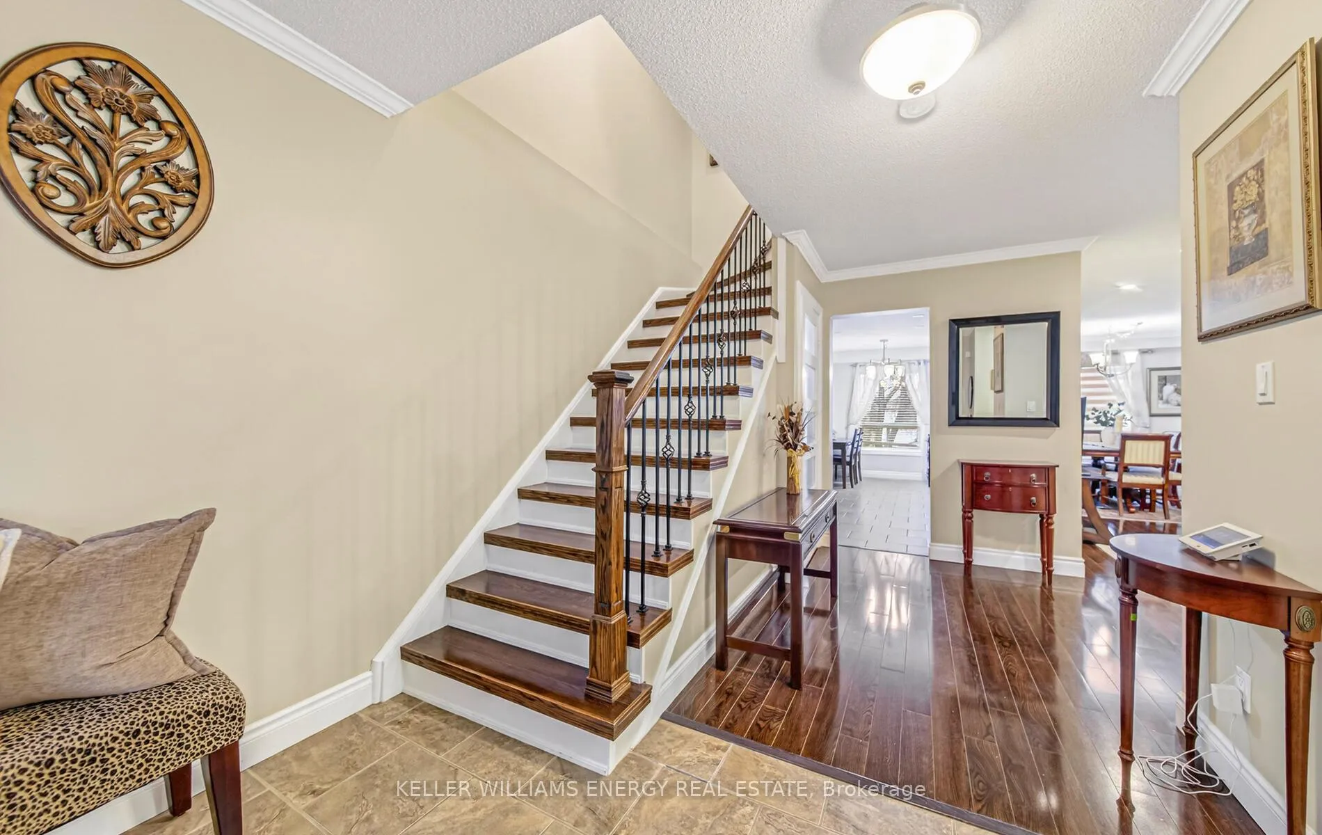 Photo 7 of 112 Champine Square, Clarington, Bowmanville — HOMEH