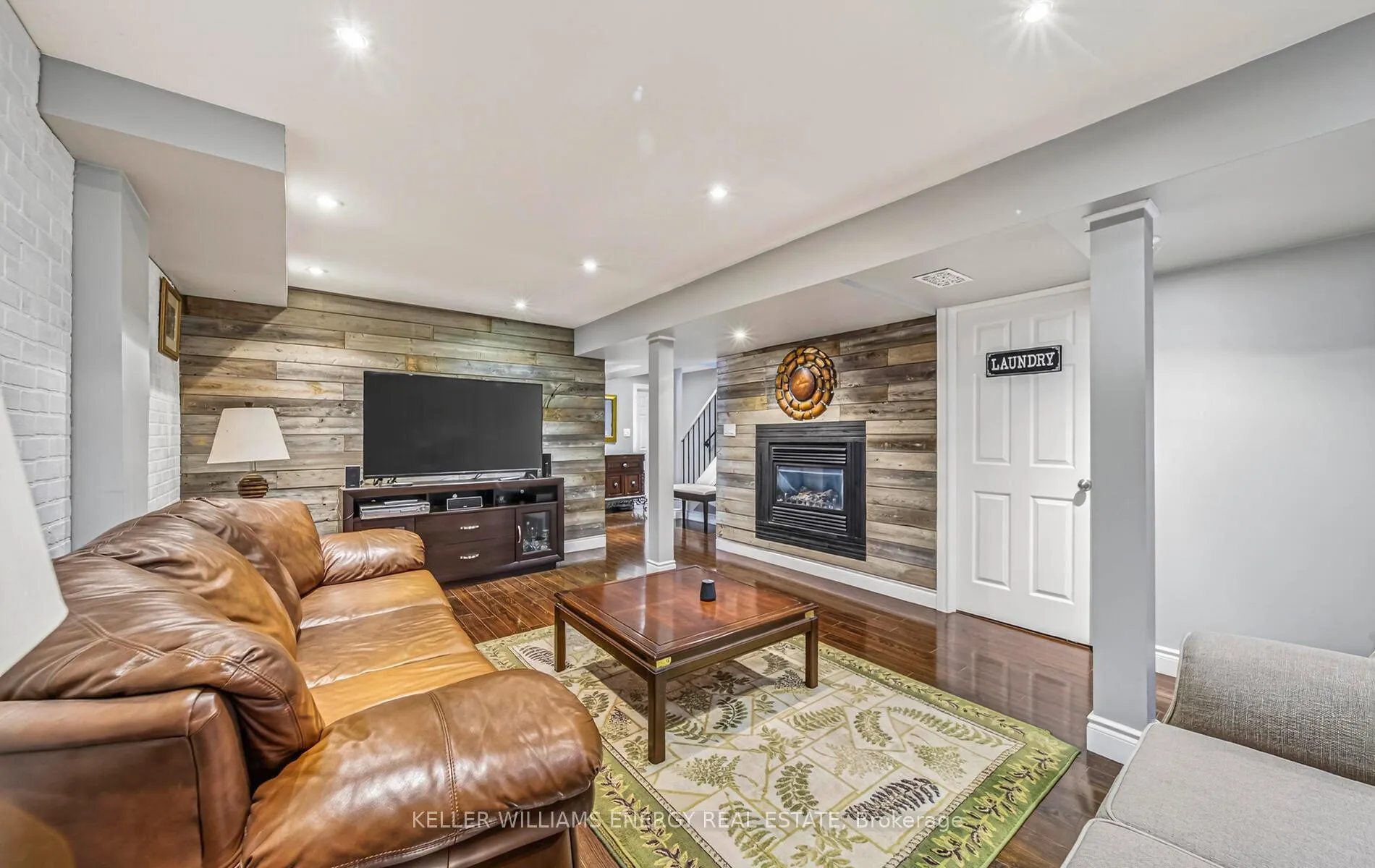 Photo 34 of 112 Champine Square, Clarington, Bowmanville — HOMEH