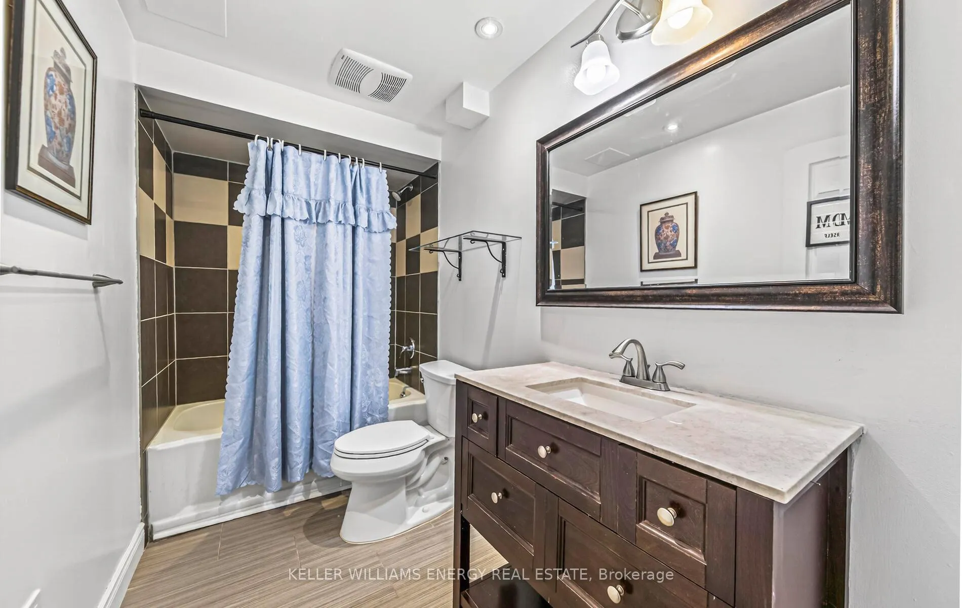 Photo 37 of 112 Champine Square, Clarington, Bowmanville — HOMEH