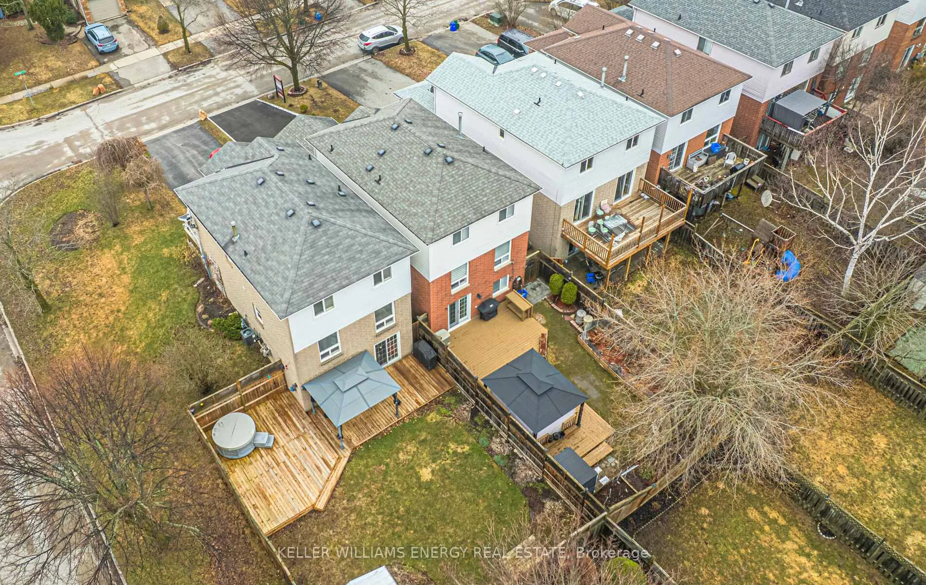 Photo 40 of 112 Champine Square, Clarington, Bowmanville — HOMEH