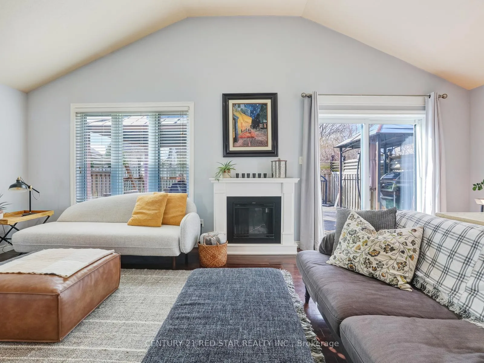 Photo 22 of 631 Doon South Drive, Kitchener — HOMEH